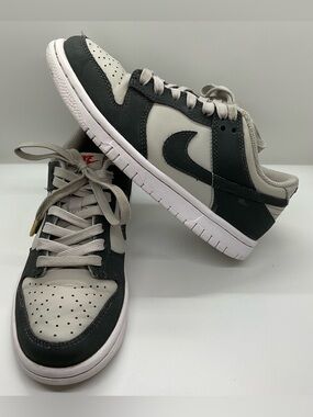 Nike Dunk Low LtGrey/White/DkGrey Kids Size 3.5 youth